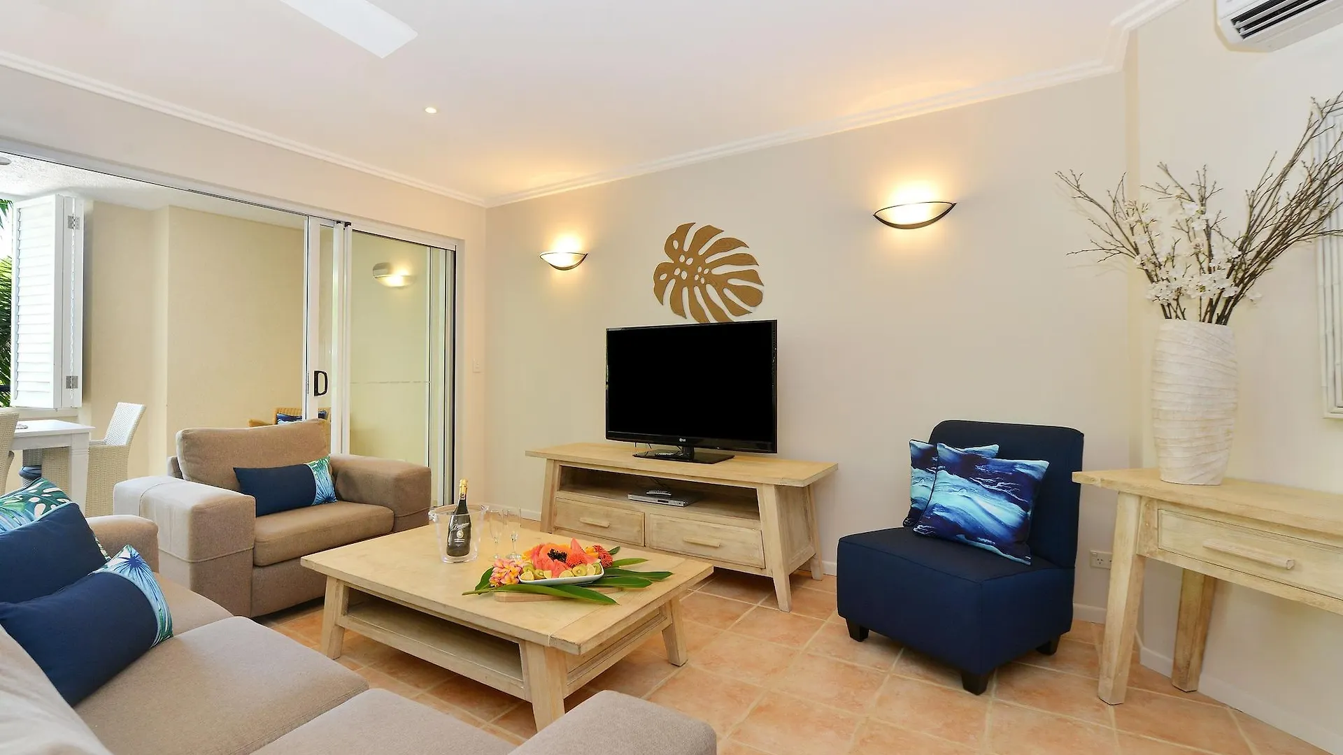 Cayman Villas Port Douglas Resort
