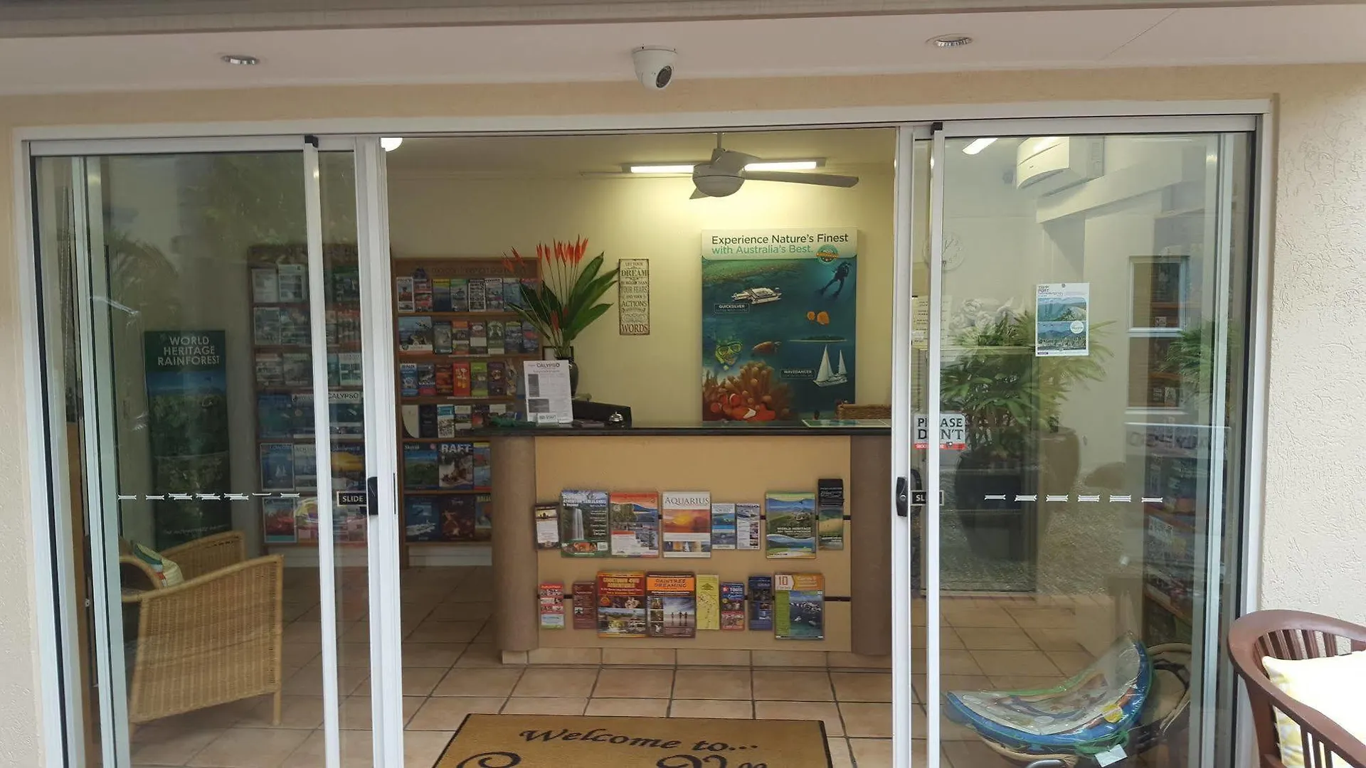 **** Resort Cayman Villas Port Douglas Australia
