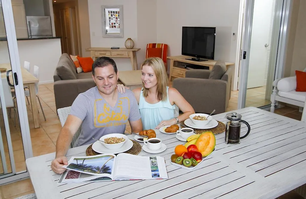 Cayman Villas Port Douglas 4*,